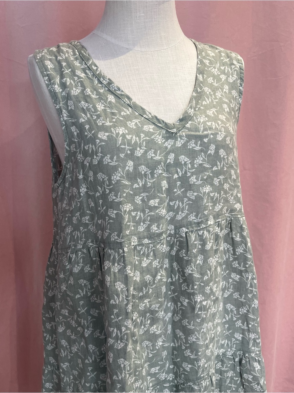 Joie 100% Linen Tiered Sundress Sage Green Floral V-Neck Sleeveless Size S - Picture 2 of 8